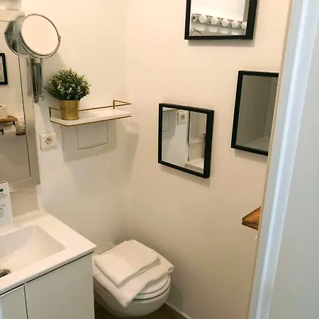 Les Copains D'amour Hotel 2*