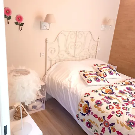 Les Copains D'amour Hotel